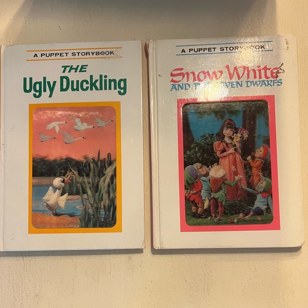Snow White an Seven Dwarfs 68 Ugly Duckling 71 Grosset & Dunlap Puppet Storybook